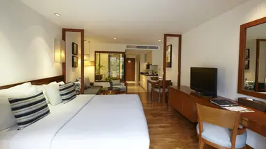WOODLANDS SUITES SERVICED RESIDENCES
