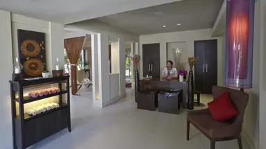 WOODLANDS SUITES SERVICED RESIDENCES