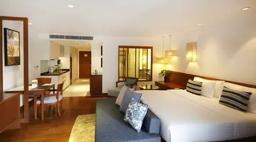 WOODLANDS SUITES SERVICED RESIDENCES
