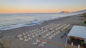 World Star Beach Resort & Spa Hotel