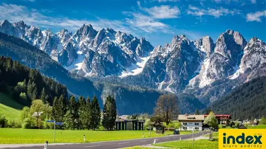 Wycieczka do Salzburga z Jeziorami Alpejskimi HB