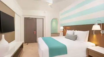 Wyndham Alltra Playa del Carmen Adults Only All-Inclusive Resort