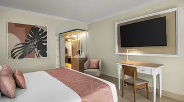 WYNDHAM ALLTRA PUNTA CANA ALL-INCLUSIVE RESORT