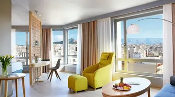 WYNDHAM GRAND ATHENS HOTEL