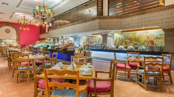 Wyndham Grand Cancun All Inclusive Resort & Villas