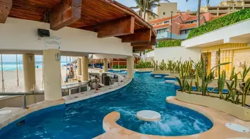Wyndham Grand Cancun All Inclusive Resort & Villas
