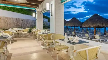 Wyndham Grand Cancun All Inclusive Resort & Villas