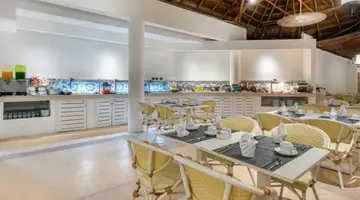 Wyndham Grand Cancun All Inclusive Resort & Villas