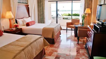 Wyndham Grand Cancun All Inclusive Resort & Villas
