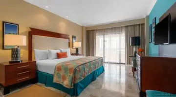 Wyndham Grand Cancun All Inclusive Resort & Villas