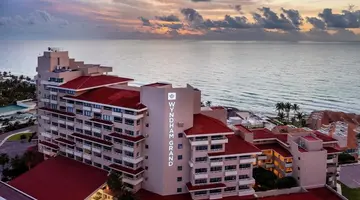 Wyndham Grand Cancun All-Inclusive Resort & Villas