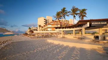 Wyndham Grand Cancun All-Inclusive Resort & Villas