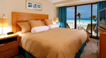 Wyndham Grand Cancun All-Inclusive Resort & Villas
