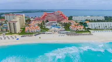 Wyndham Grand Cancun All Inclusive Resort & Villas