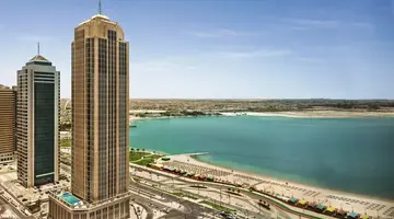 Wyndham Grand Doha West Bay Beach