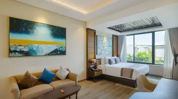WYNDHAM GRAND KN PARADISE CAM RANH