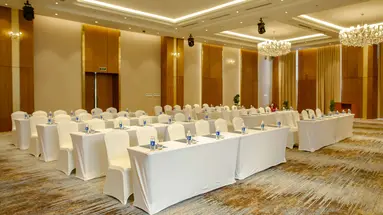 WYNDHAM GRAND KN PARADISE CAM RANH