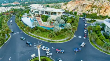 WYNDHAM GRAND KN PARADISE CAM RANH