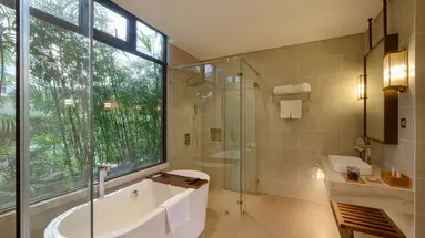 WYNDHAM GRAND KN PARADISE CAM RANH