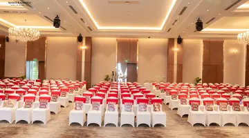 WYNDHAM GRAND KN PARADISE CAM RANH