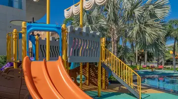 WYNDHAM GRAND KN PARADISE CAM RANH