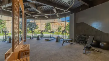 WYNDHAM GRAND KN PARADISE CAM RANH