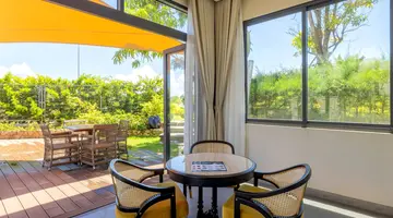WYNDHAM GRAND KN PARADISE CAM RANH