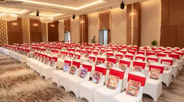 WYNDHAM GRAND KN PARADISE CAM RANH