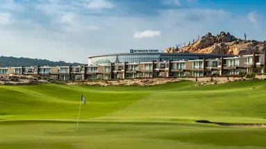 WYNDHAM GRAND KN PARADISE CAM RANH