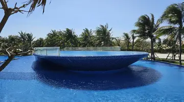 WYNDHAM GRAND KN PARADISE CAM RANH