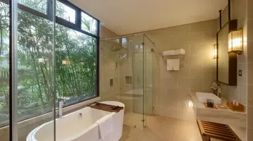 WYNDHAM GRAND KN PARADISE CAM RANH