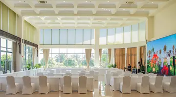 WYNDHAM GRAND KN PARADISE CAM RANH