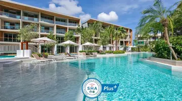 WYNDHAM GRAND NAI HARN BEACH PHUKET