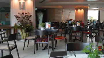 WYNDHAM GRAND NAI HARN BEACH PHUKET