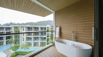 Wyndham Grand Nai Harn Beach Phuket