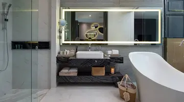 WYNDHAM GRAND NAI HARN BEACH PHUKET