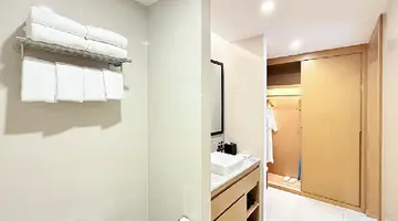 WYNDHAM LA VITA PHUKET