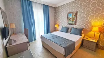 X Life Hotel (Adults Only +15)
