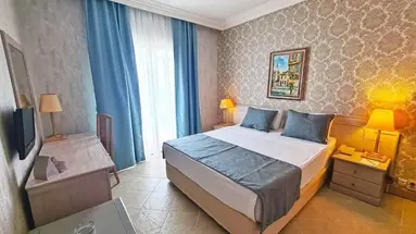 X Life Hotel (Adults Only +15)