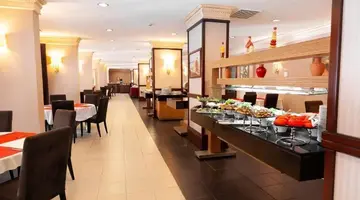 X Life Hotel (Adults Only +15)