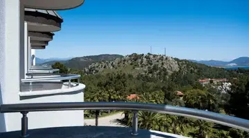 X Life Hotel (Adults Only +15)