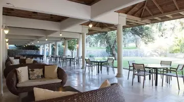 X Life Hotel (Adults Only +15)
