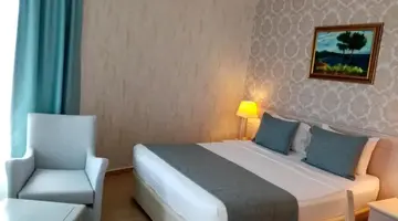 X Life Hotel (Adults Only +15)