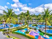X10 Khaolak Resort