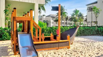X10 Khaolak Resort