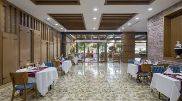 XAFIRA DELUXE RESORT & SPA
