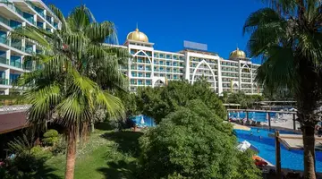 Xafira Deluxe Resort