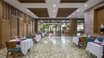 Xafira Deluxe Resort