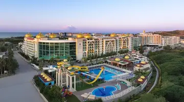 Xafira Deluxe Resort