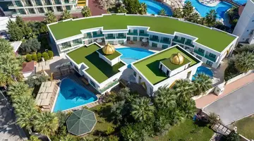 Xafira Deluxe Resort